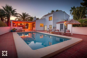 Villa Yoja by Abahana Villas